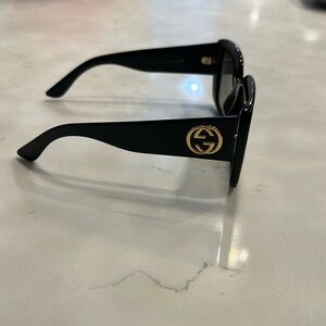 Gucci Sunglasses Woman’s